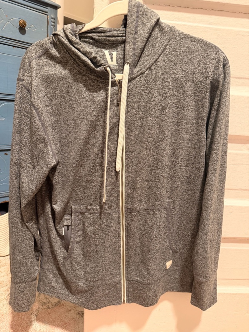 Vuori halo performance hoodie